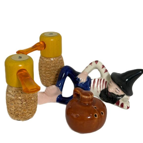 Vintage 2 Sets Salt & Pepper Shakers Corn Cob Pipes & Hillbilly Moonshine Jug - Picture 4 of 7